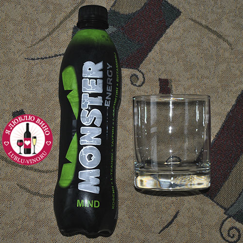 энергетик Monster Green Energy Mind